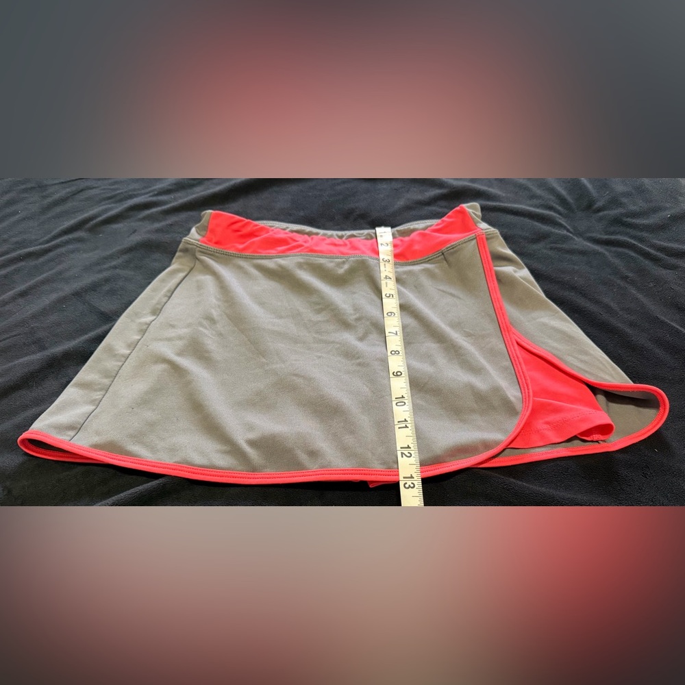 Like New Large Girls Tennis Skirt Sizing in Pictures CUTE No Stains Flaws Piling - Picture 4 of 10